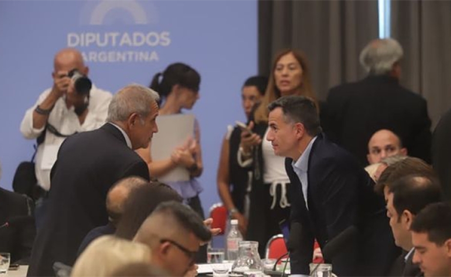 Nuevo round del Gobierno por la reforma laboral, esta vez en Diputados