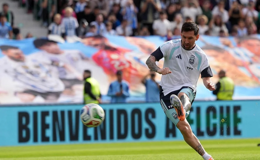 Argentina empezó a defender algo más que una Copa