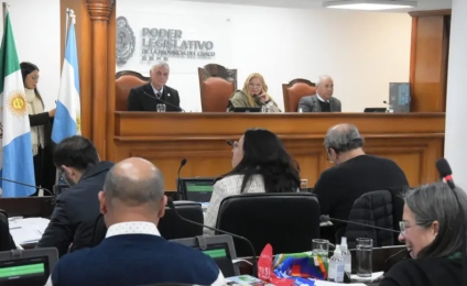 Chaco regulará por ley el uso de celulares y dispositivos móviles en las escuelas
