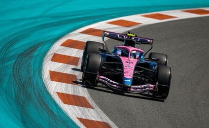 Franco Colapinto finalizó 9° en el Gran Premio de Silverstone de la Fórmula 1 y sumó puntos