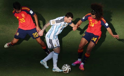 Argentina resistió lo que pudo, pero España encontró el gol y se consagró campeona del mundo