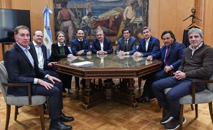 El Gobierno anunció un “acuerdo histórico” por zona cálida tras recibir a provincias norteñas
