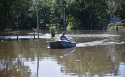 Se intensificaron las evacuaciones en las zonas costeras del Chaco